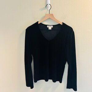 Eddie Bauer Long Sleeve Velvet Top Womens Size Medium Black V-Neck Blouse 90s